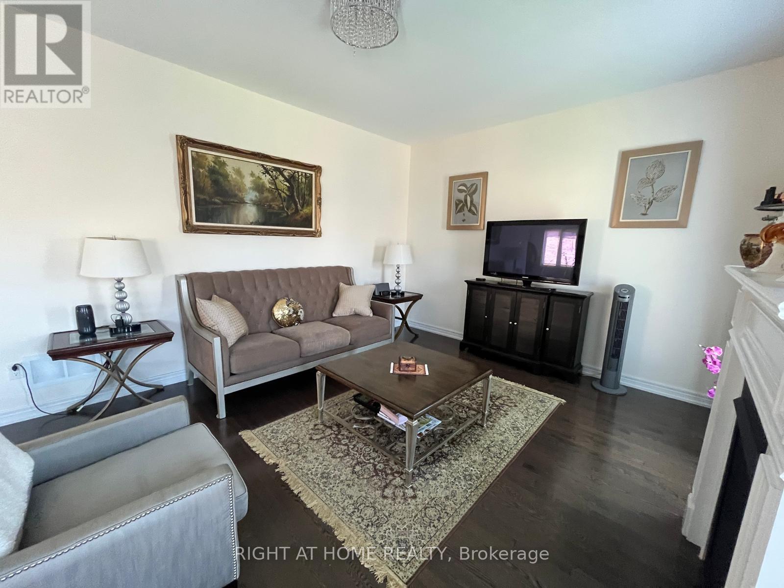 32 Middleton Drive, Wasaga Beach, Ontario  L9Z 0G8 - Photo 5 - S13659712