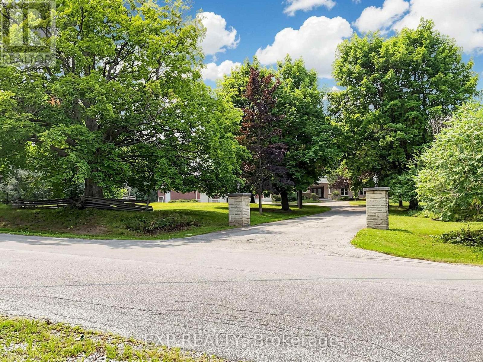 18 Mccowan Lane, Whitchurch-Stouffville, Ontario  L4A 4C1 - Photo 2 - N13578848