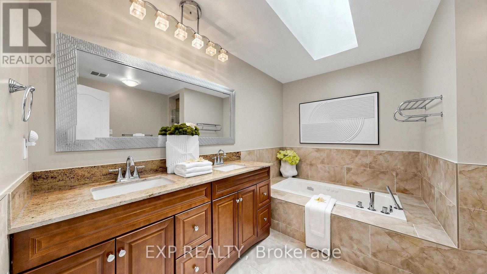18 Mccowan Lane, Whitchurch-Stouffville, Ontario  L4A 4C1 - Photo 26 - N13578848
