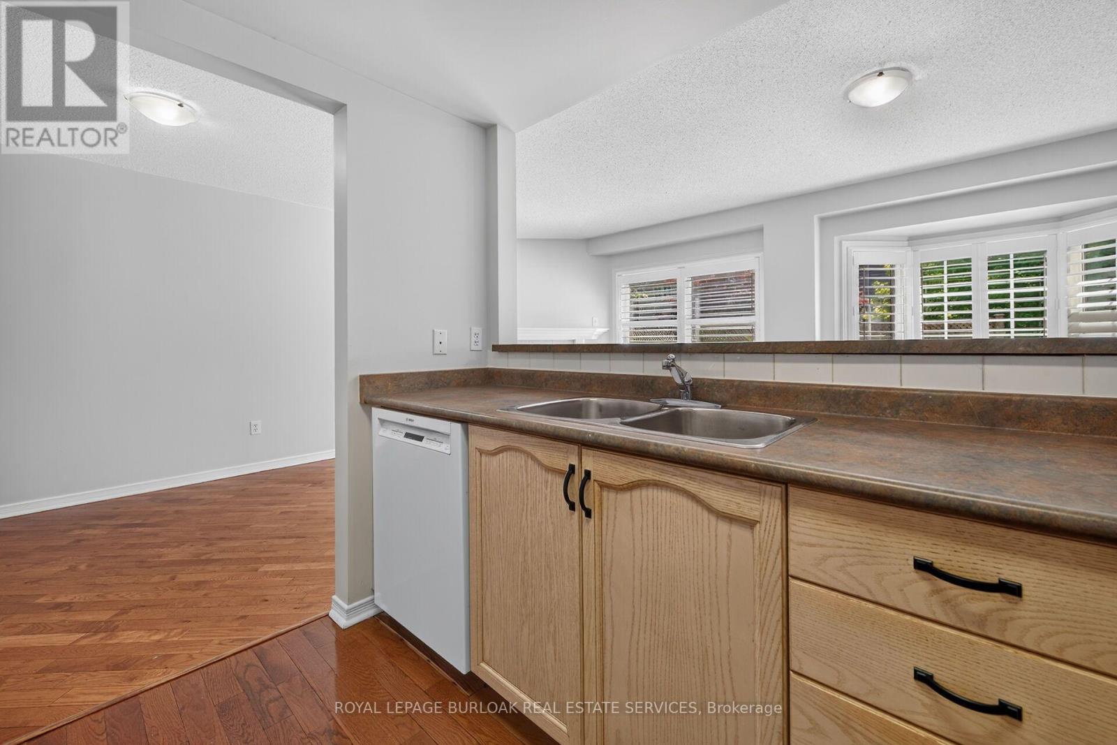 72 - 3333 New Street, Burlington, Ontario  L7N 1N1 - Photo 22 - W13659708