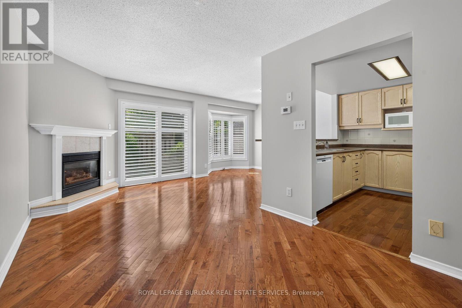 72 - 3333 New Street, Burlington, Ontario  L7N 1N1 - Photo 8 - W13659708