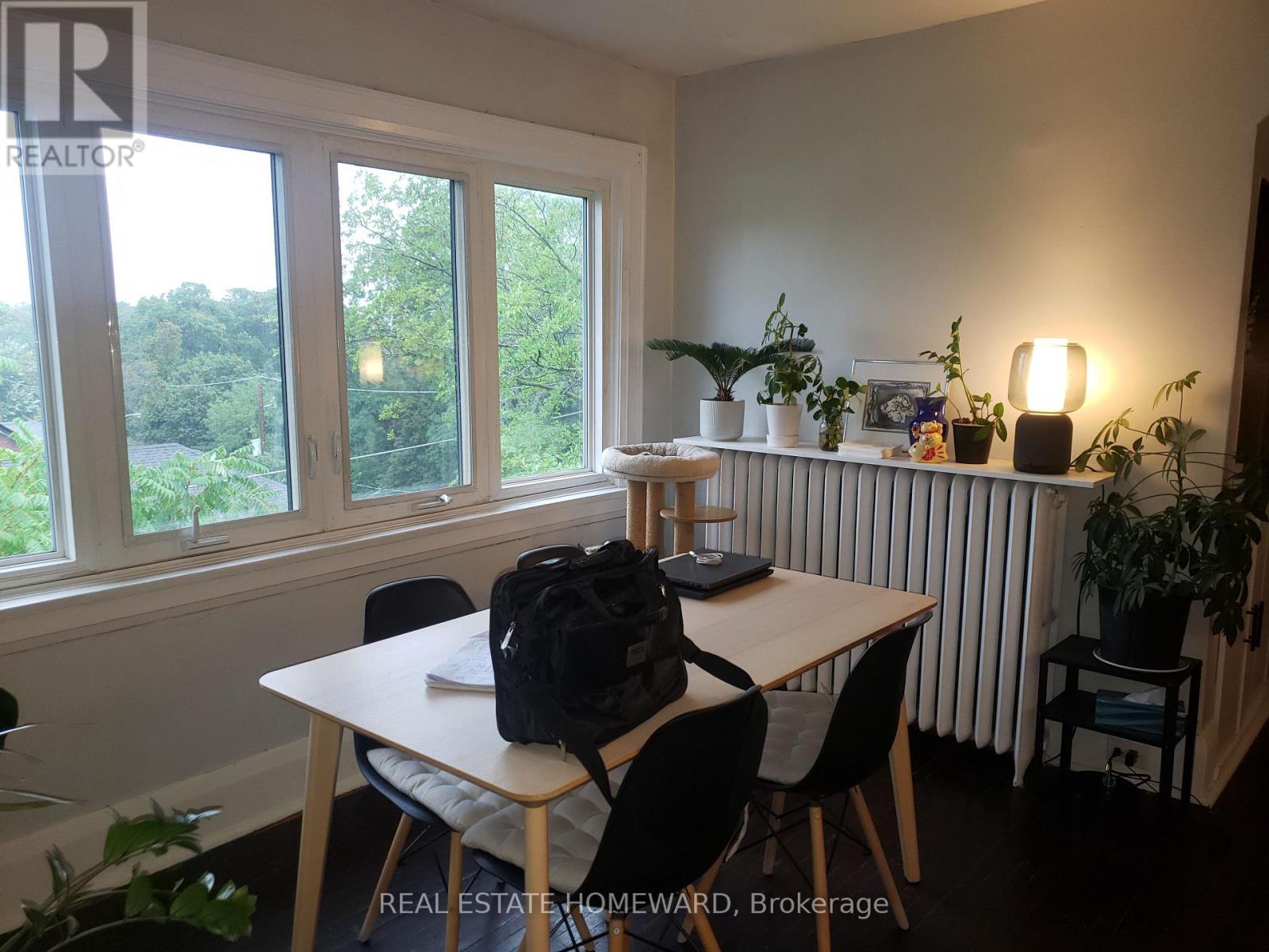 4 - 435 Parkside Drive, Toronto, Ontario  M6R 2Z8 - Photo 10 - W13659710
