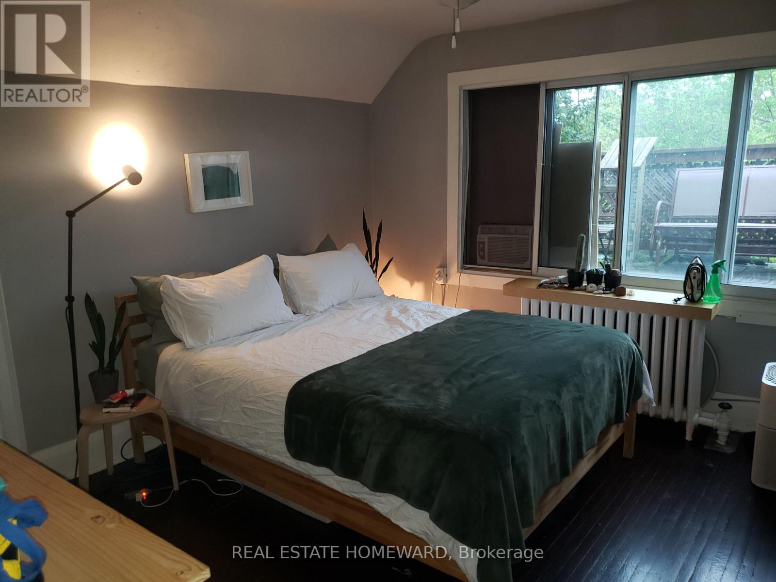 4 - 435 Parkside Drive, Toronto, Ontario  M6R 2Z8 - Photo 13 - W13659710