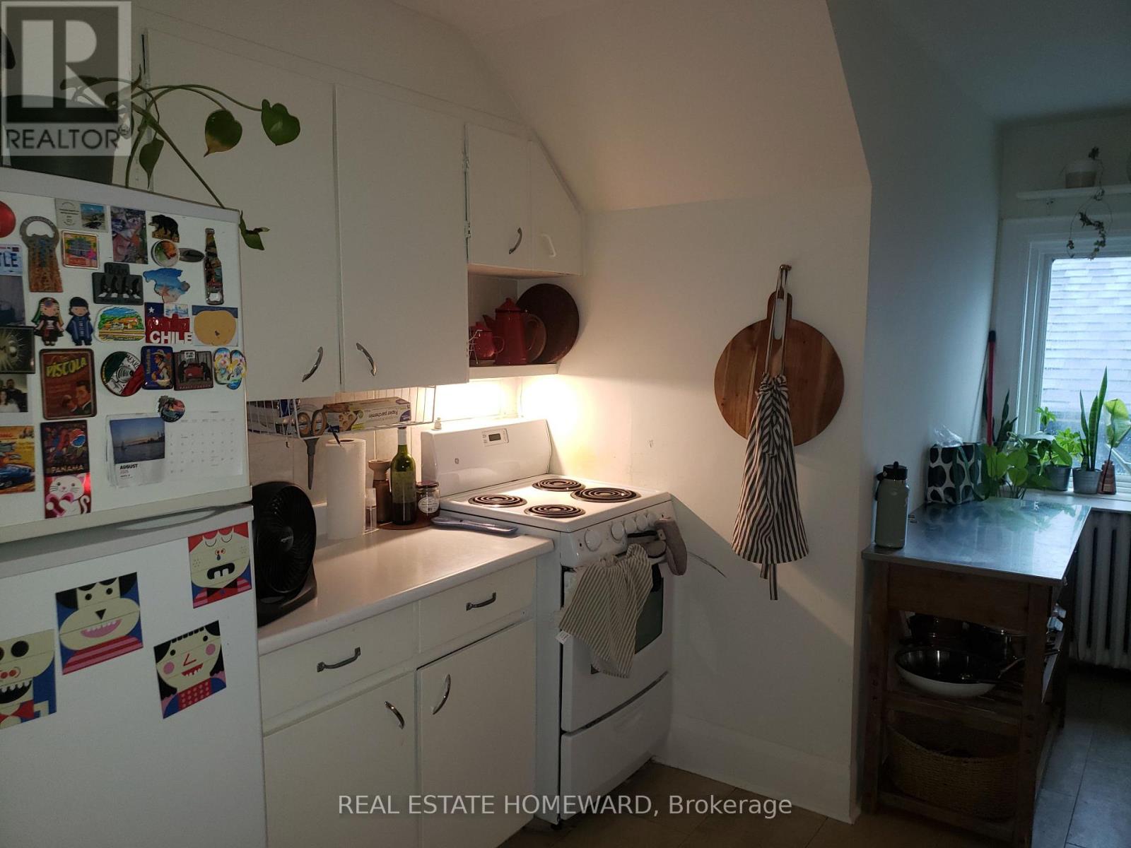 4 - 435 Parkside Drive, Toronto, Ontario  M6R 2Z8 - Photo 4 - W13659710