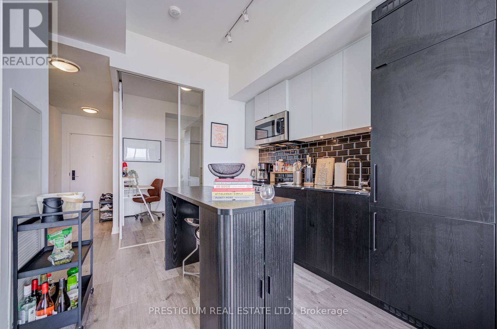 1311 - 285 Dufferin Street, Toronto, Ontario  M6K 0J2 - Photo 11 - W13659714