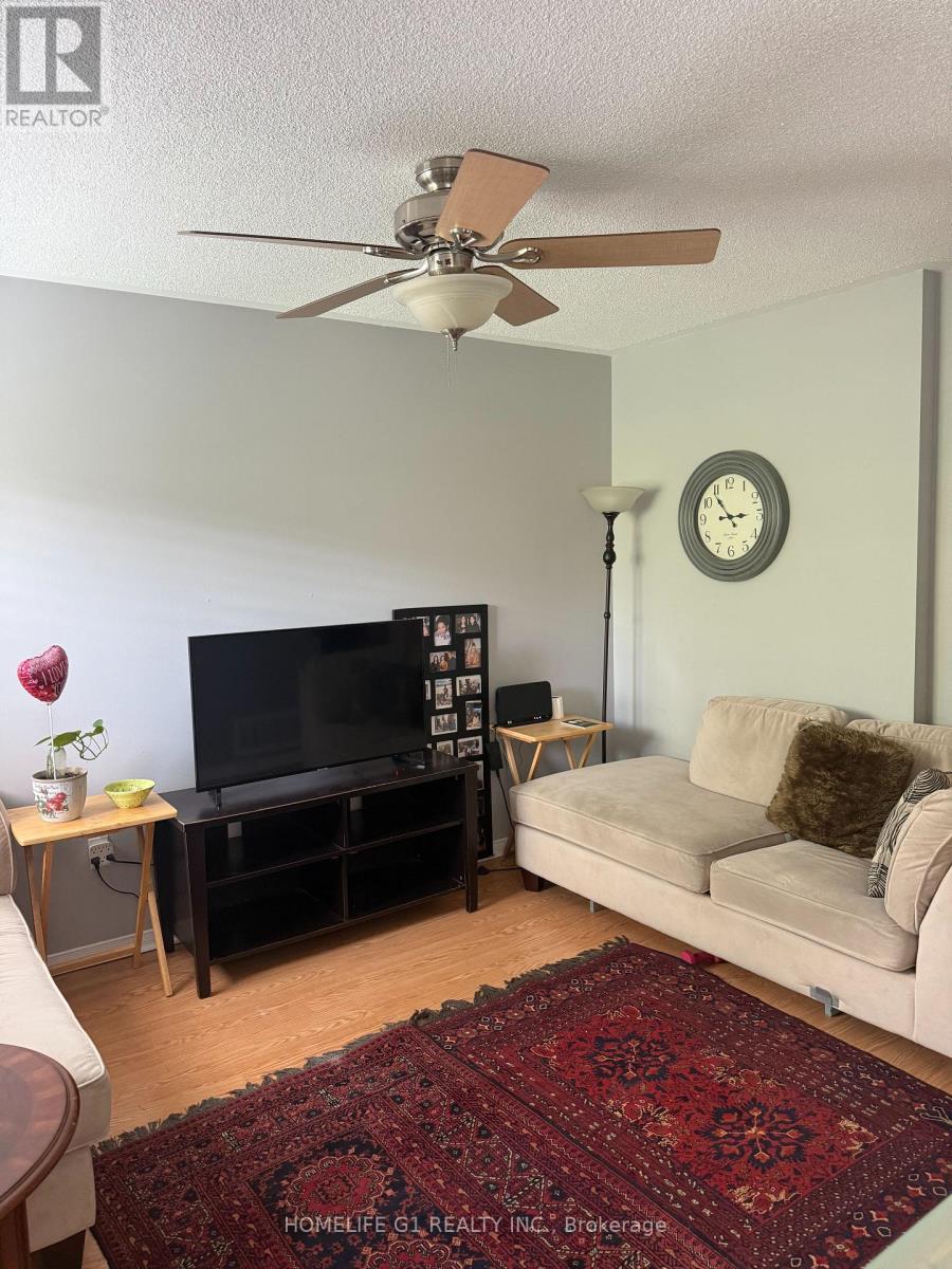 5230 Glen Erin Drive, Mississauga, Ontario  L5M 5E7 - Photo 3 - W13659732