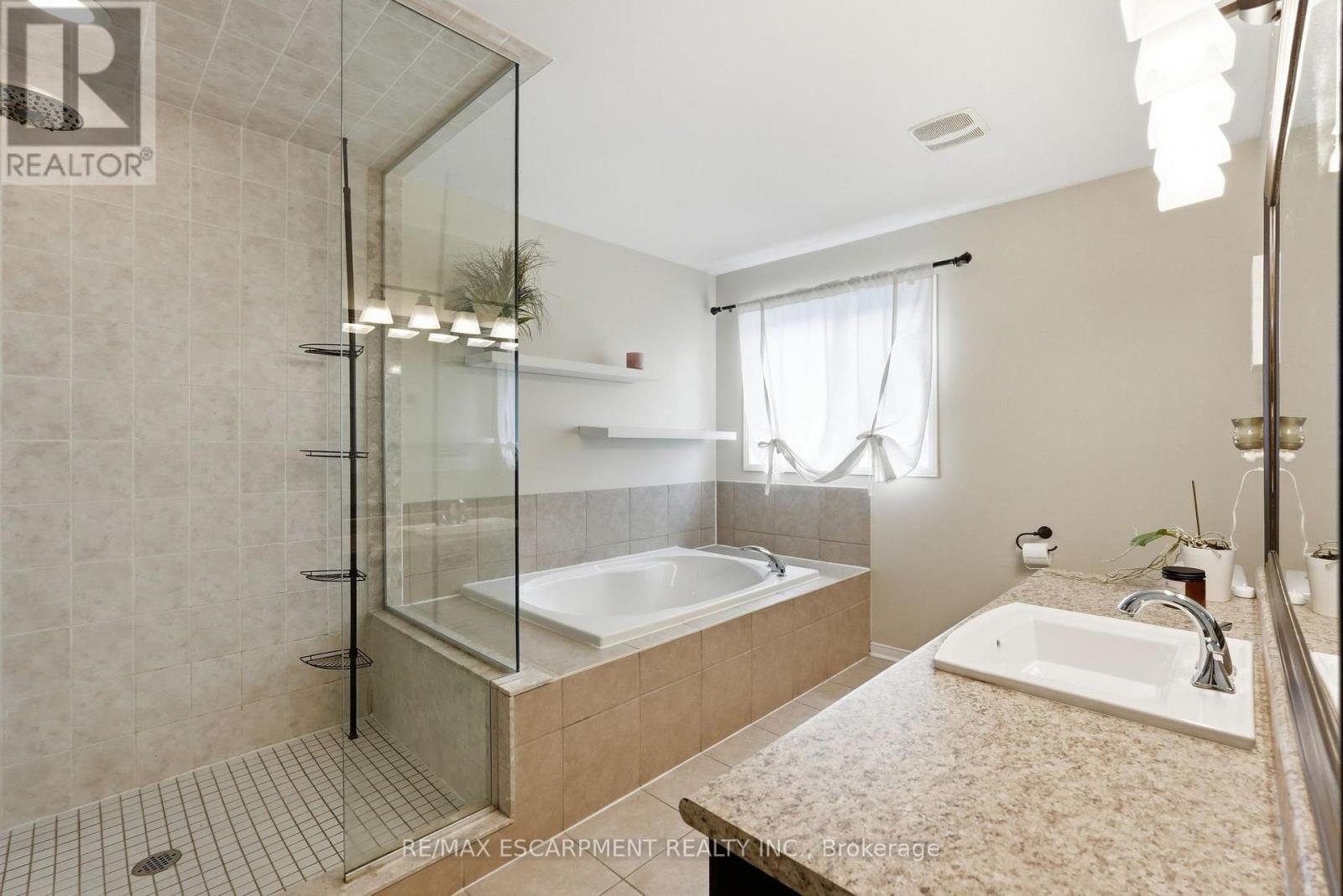 108 Fowler Drive, Hamilton, Ontario  L0R 1C0 - Photo 24 - X13659698