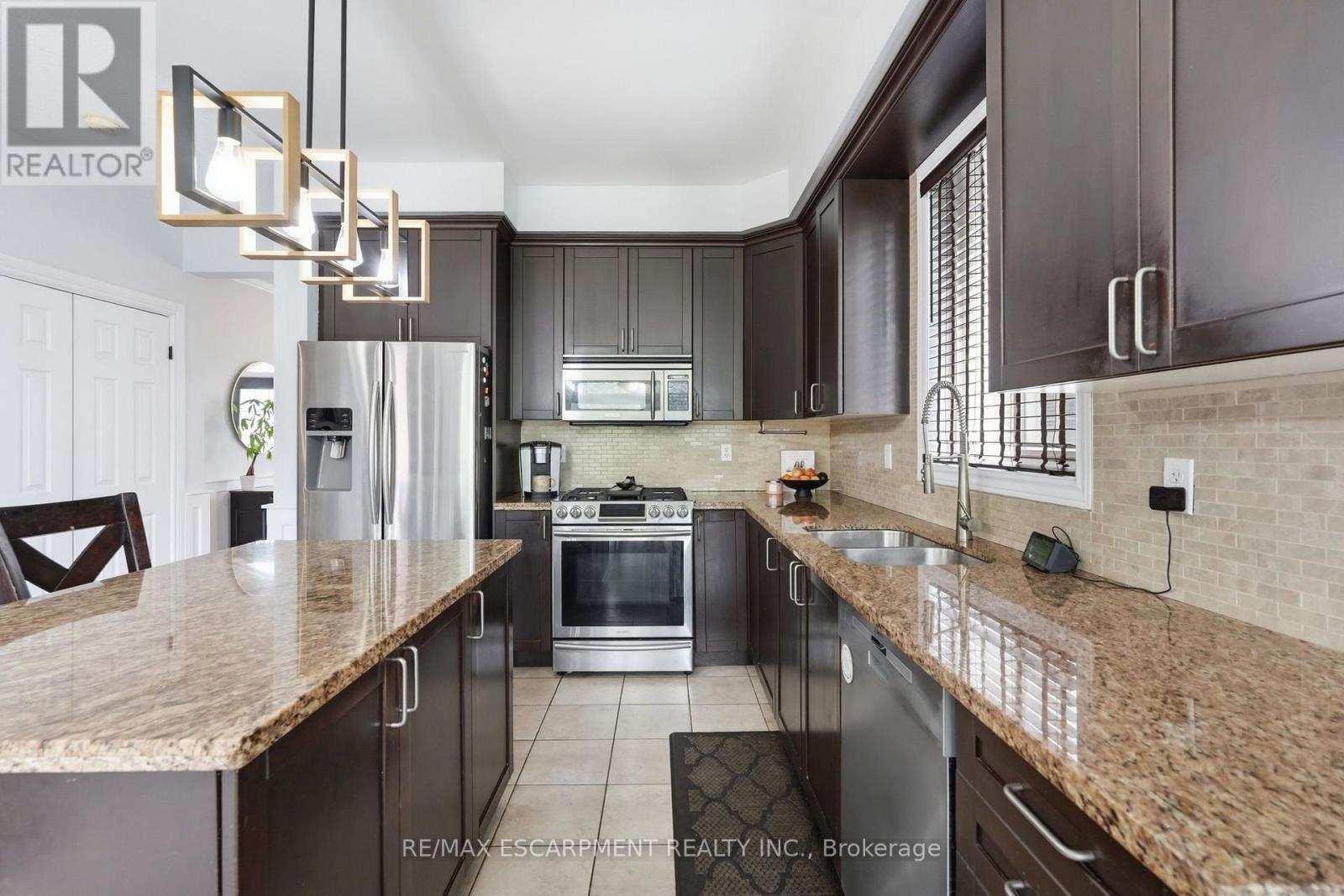 108 Fowler Drive, Hamilton, Ontario  L0R 1C0 - Photo 9 - X13659698
