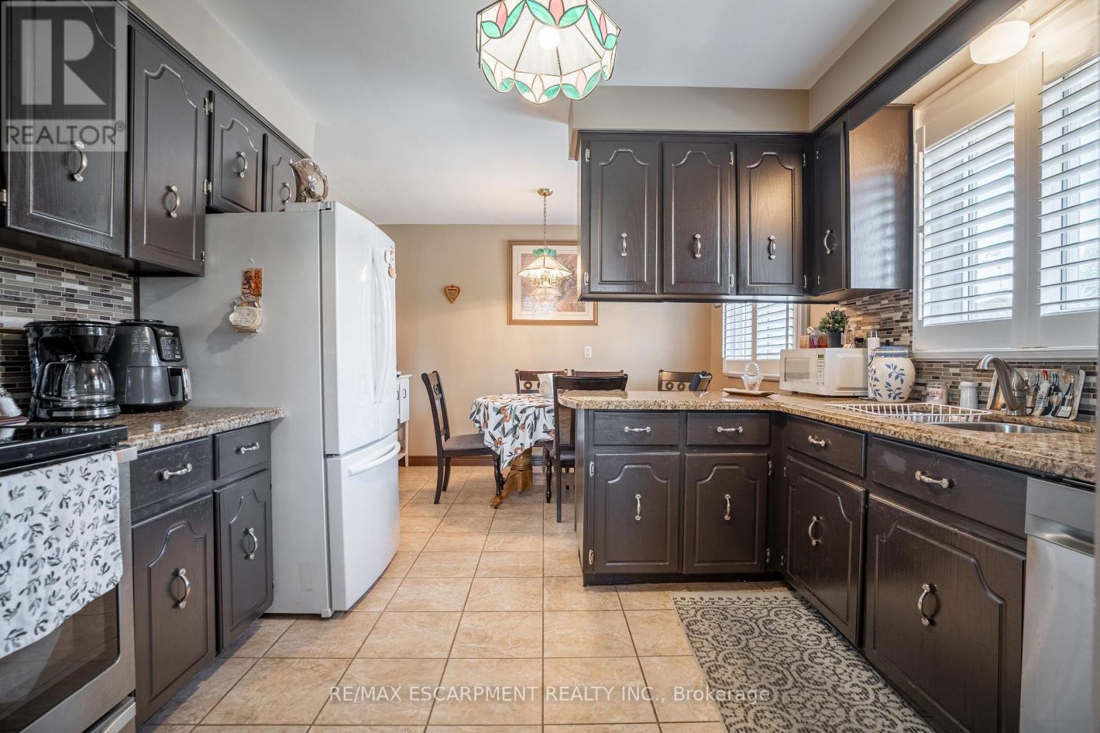18 Villa Court, Hamilton, Ontario  L8W 1M2 - Photo 15 - X13659706
