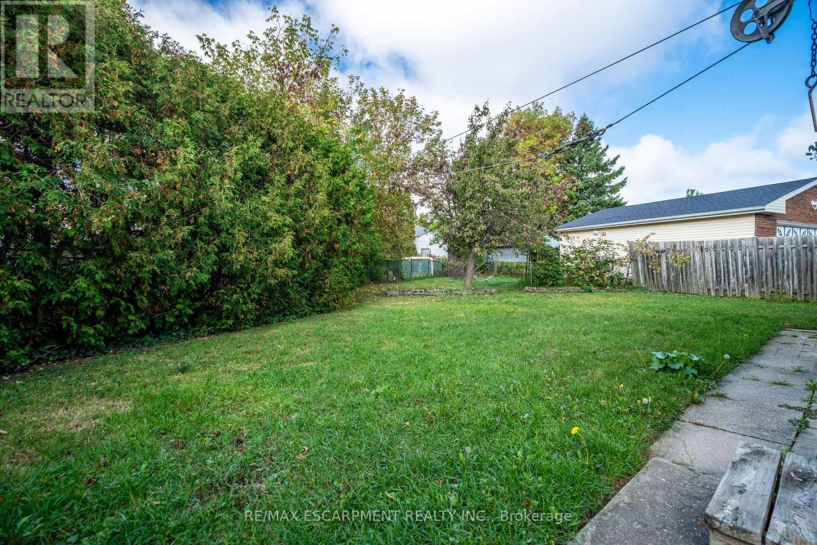18 Villa Court, Hamilton, Ontario  L8W 1M2 - Photo 30 - X13659706