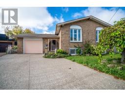 18 VILLA COURT, Hamilton, Ontario