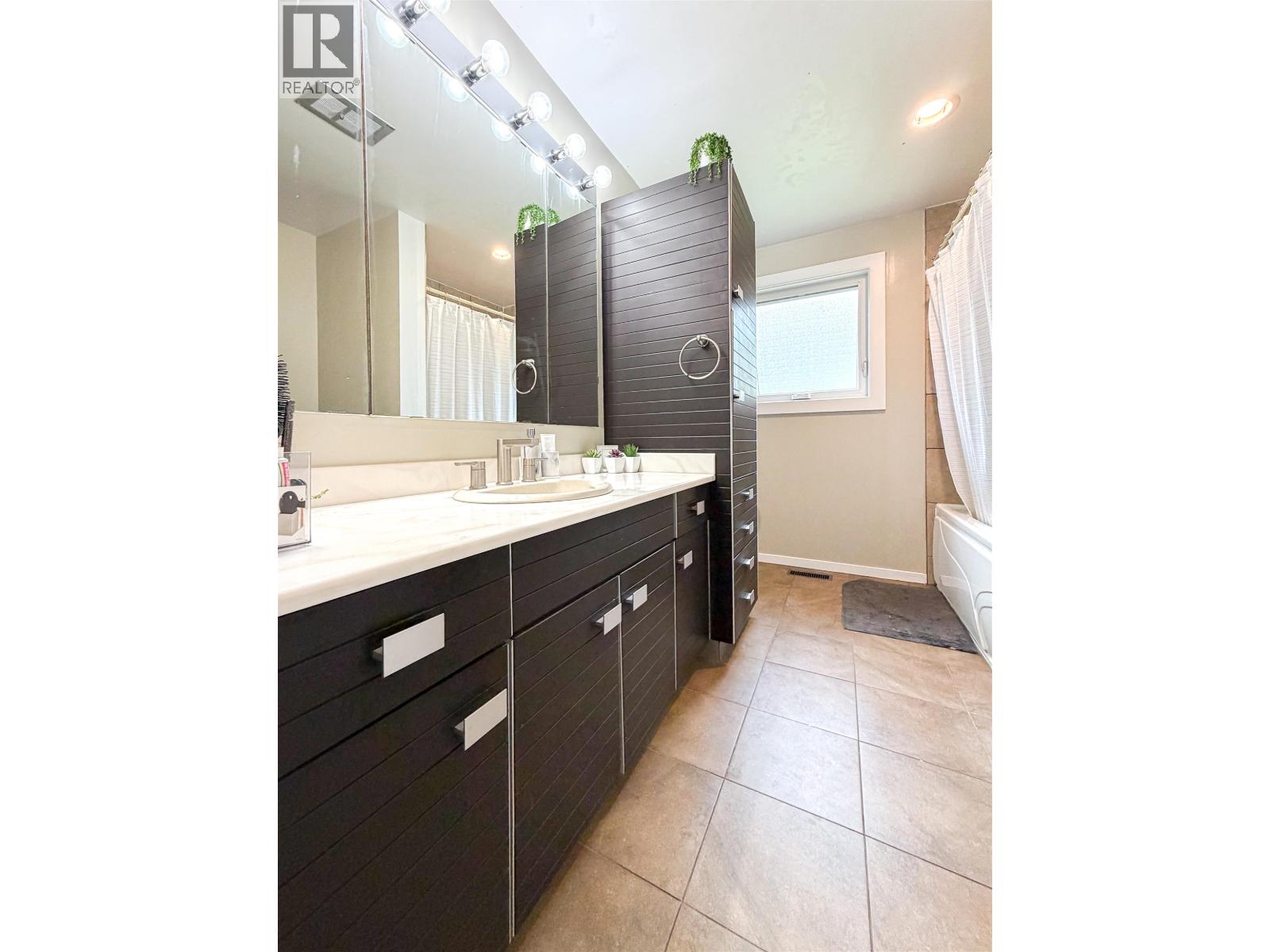 88 Carswell Street, Kitimat, British Columbia  V8C 1B3 - Photo 11 - R3154265
