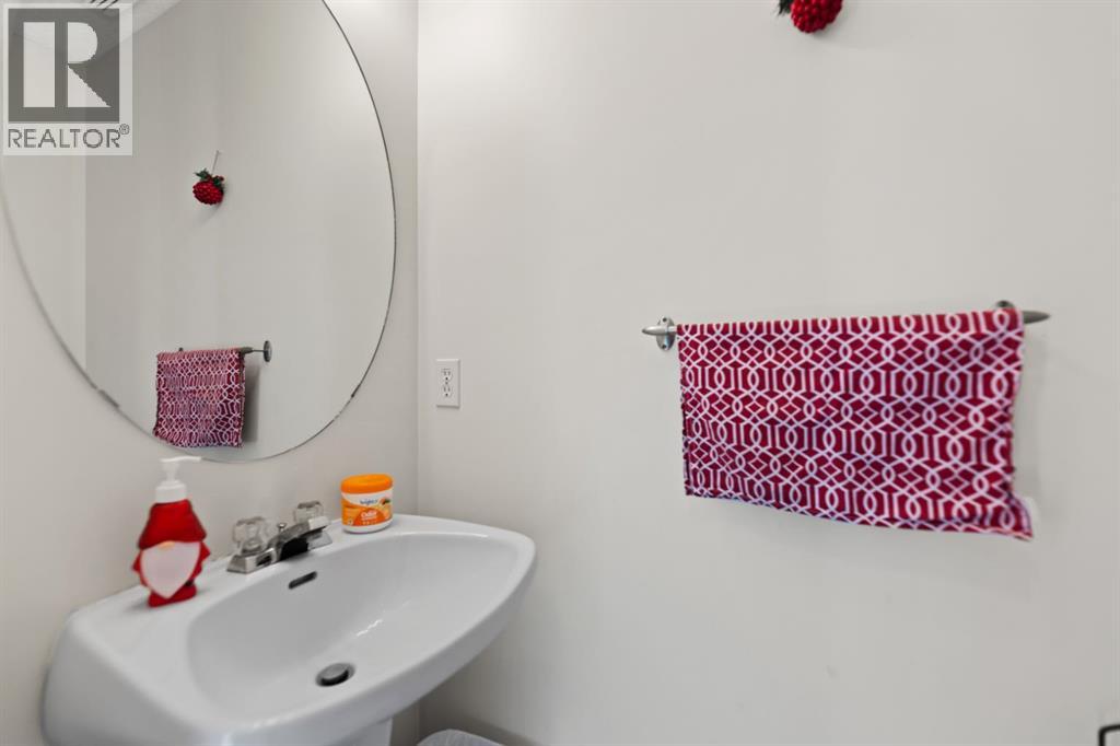 221 Tarington Close Ne, Calgary, Alberta  T3J 3V7 - Photo 19 - A2328770