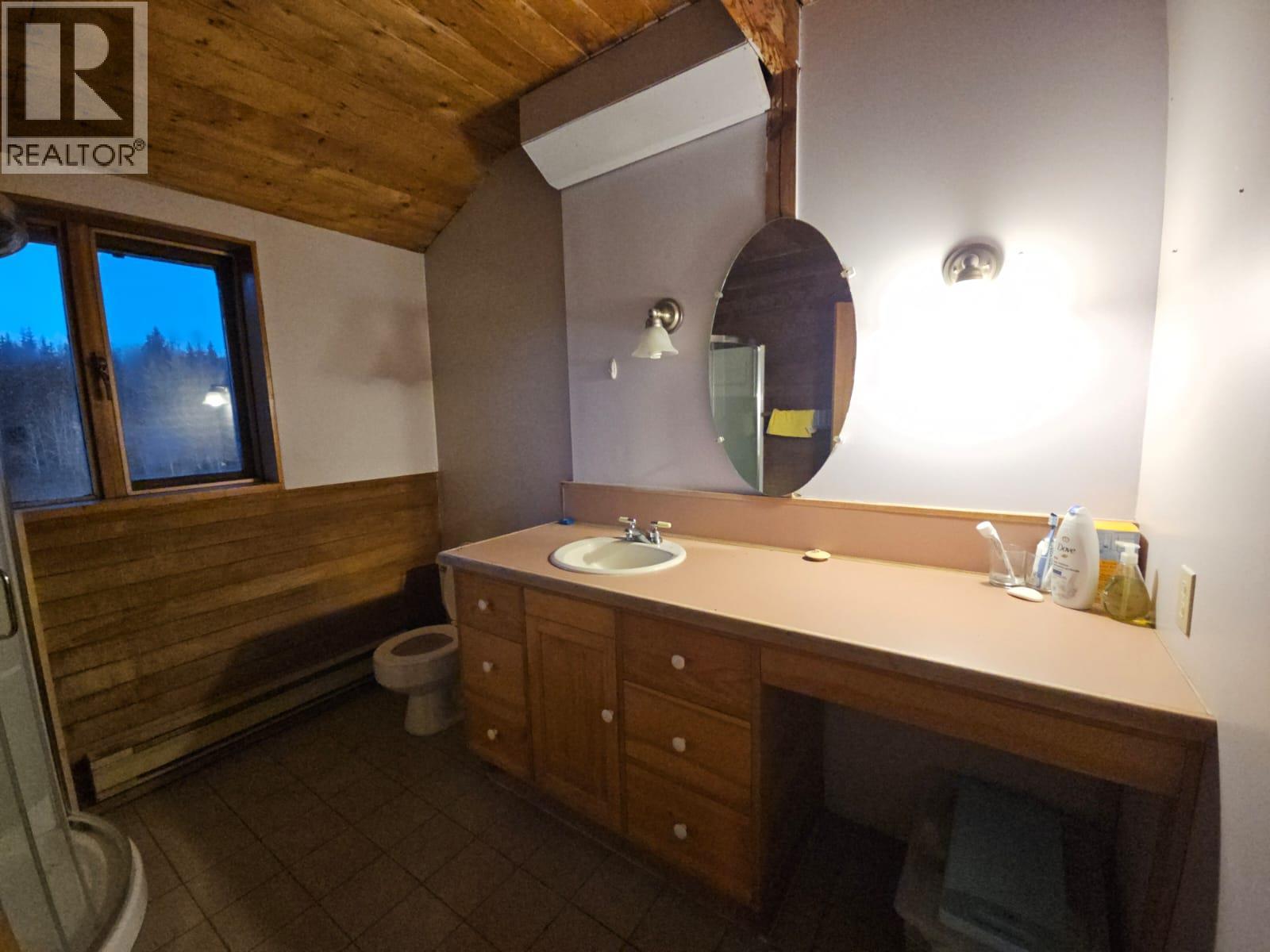 2601 Calliou Road, Chetwynd, British Columbia  V0C 1J0 - Photo 49 - 10386100