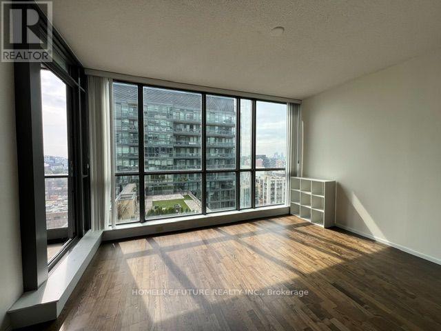 1608 - 8 Charlotte Street, Toronto, Ontario M5V 0K4 - Photo 4 - C13648018