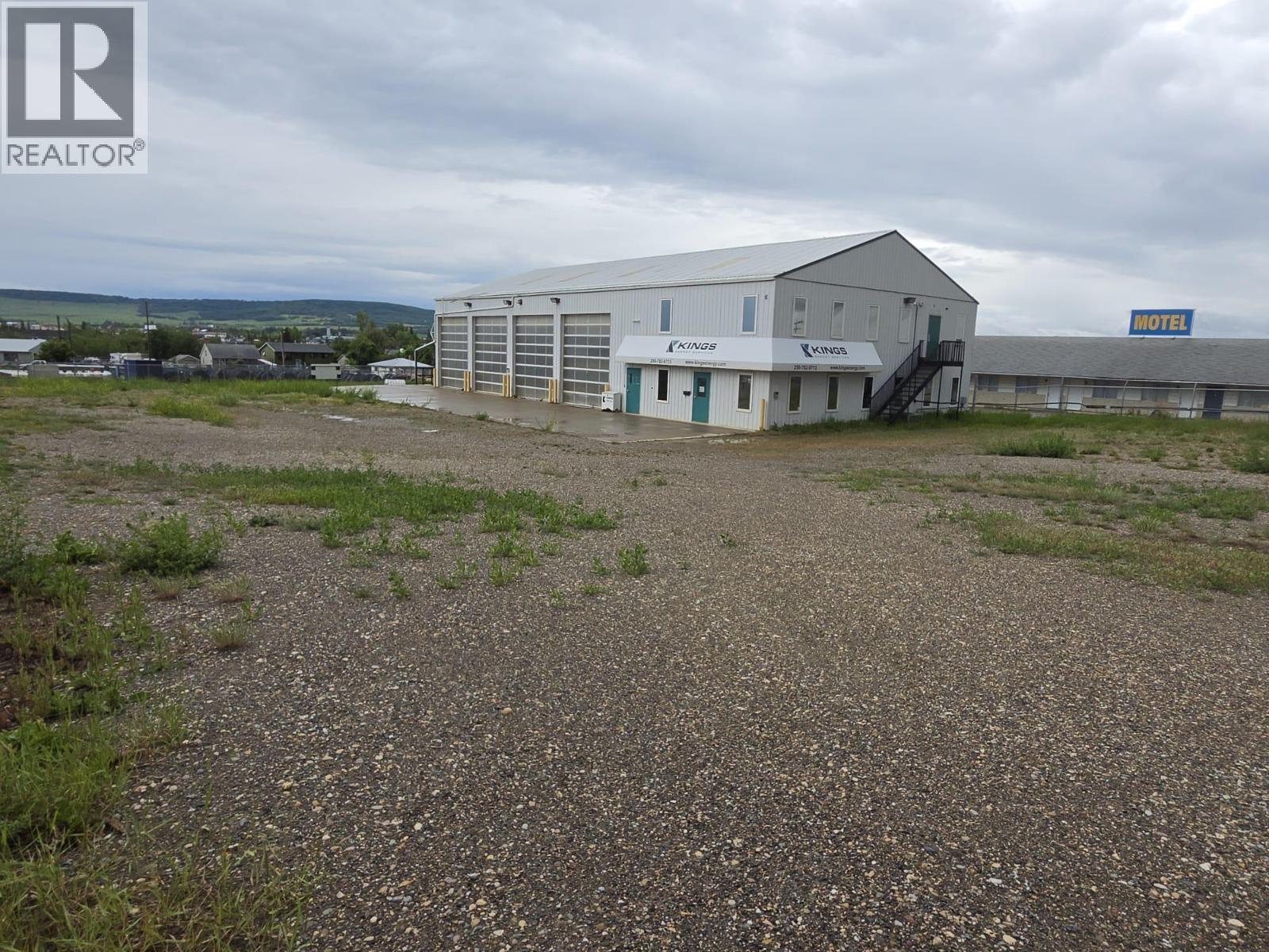 612 103 Avenue, Dawson Creek, British Columbia  V1G 2E8 - Photo 4 - 10331967
