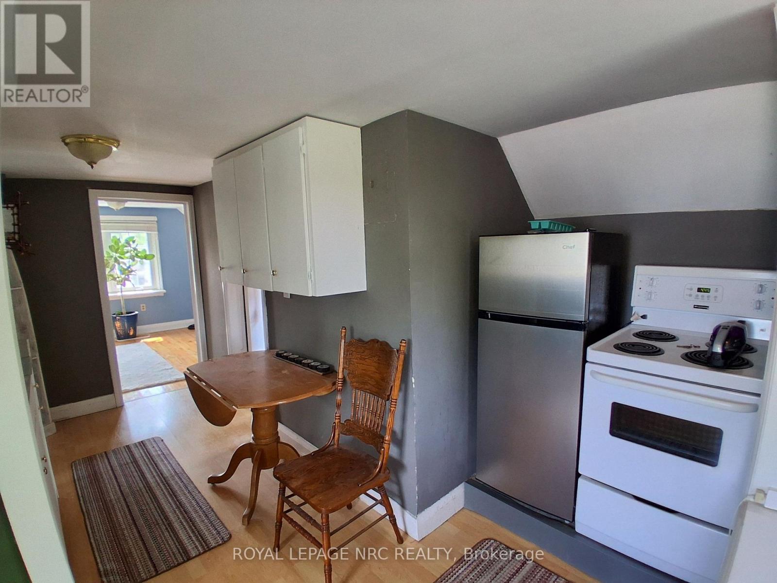42 Cumming Street, St. Catharines, Ontario  L2S 1H9 - Photo 6 - X13659544