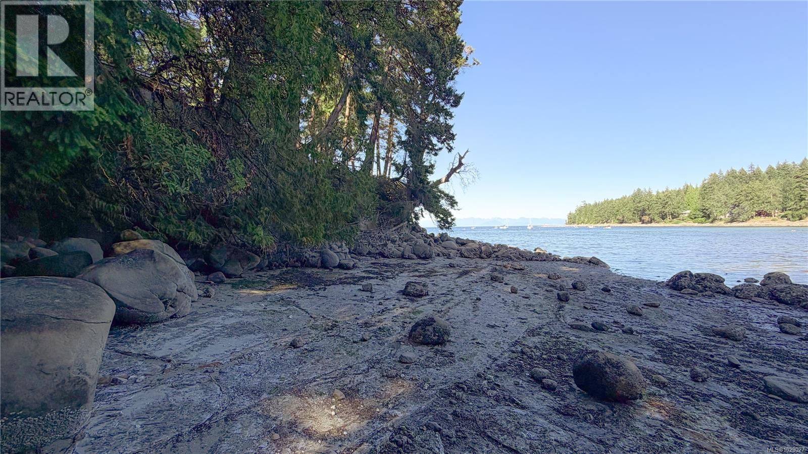 10 Decourcy Dr, Gabriola Island, British Columbia  V0R 1X1 - Photo 4 - 1029027