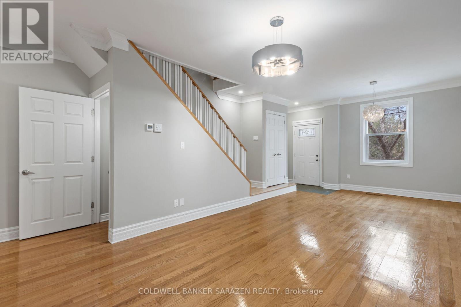 447 Green Avenue, Ottawa, Ontario  K1M 1L1 - Photo 3 - X13659758