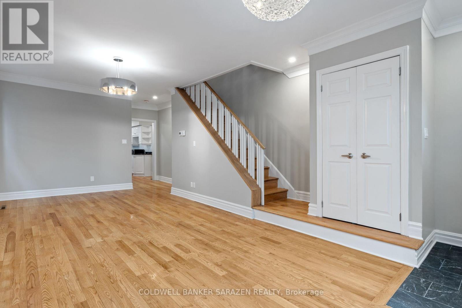 447 Green Avenue, Ottawa, Ontario  K1M 1L1 - Photo 4 - X13659758