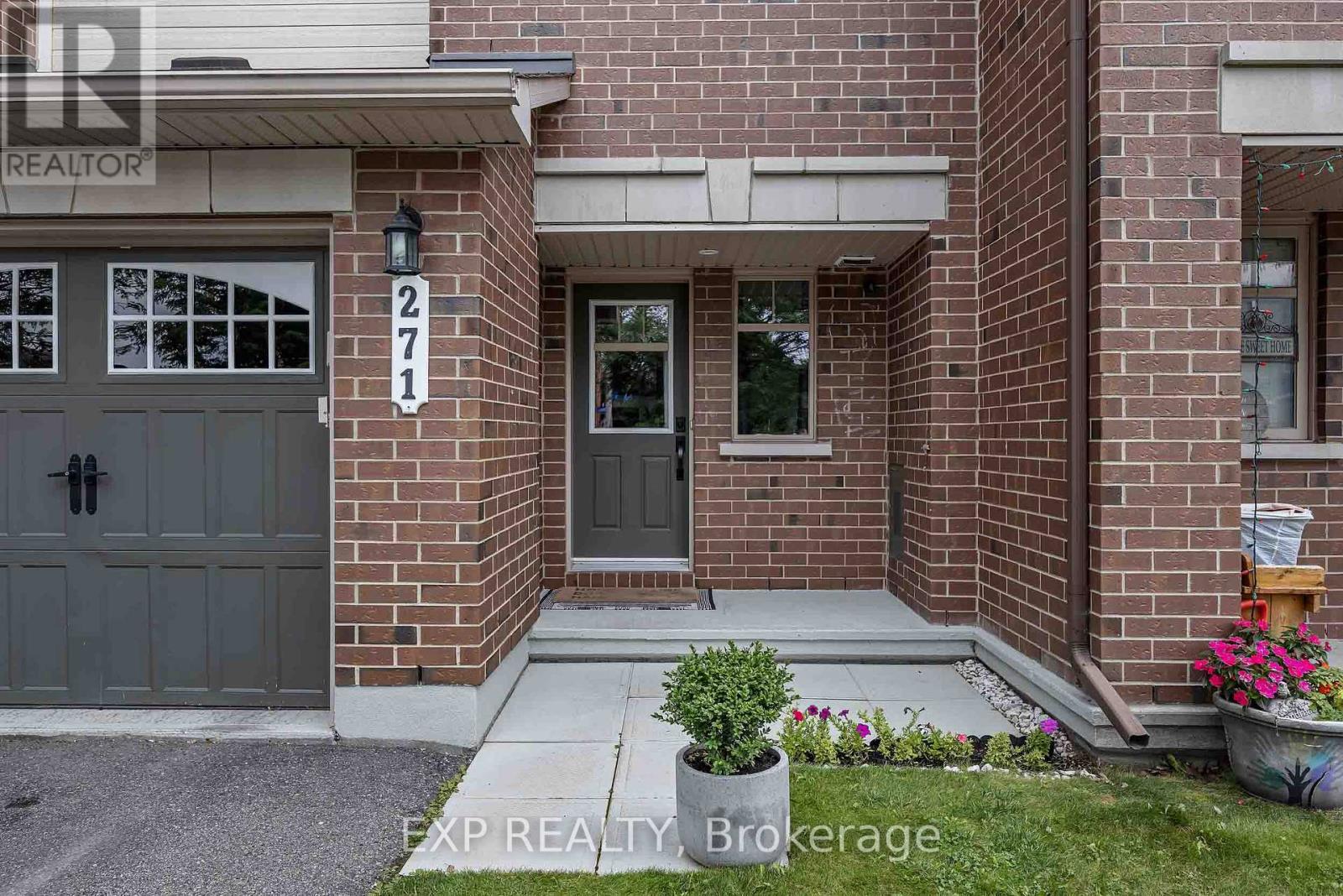 271 Garrity Crescent, Ottawa, Ontario  K2J 3T6 - Photo 4 - X13659782