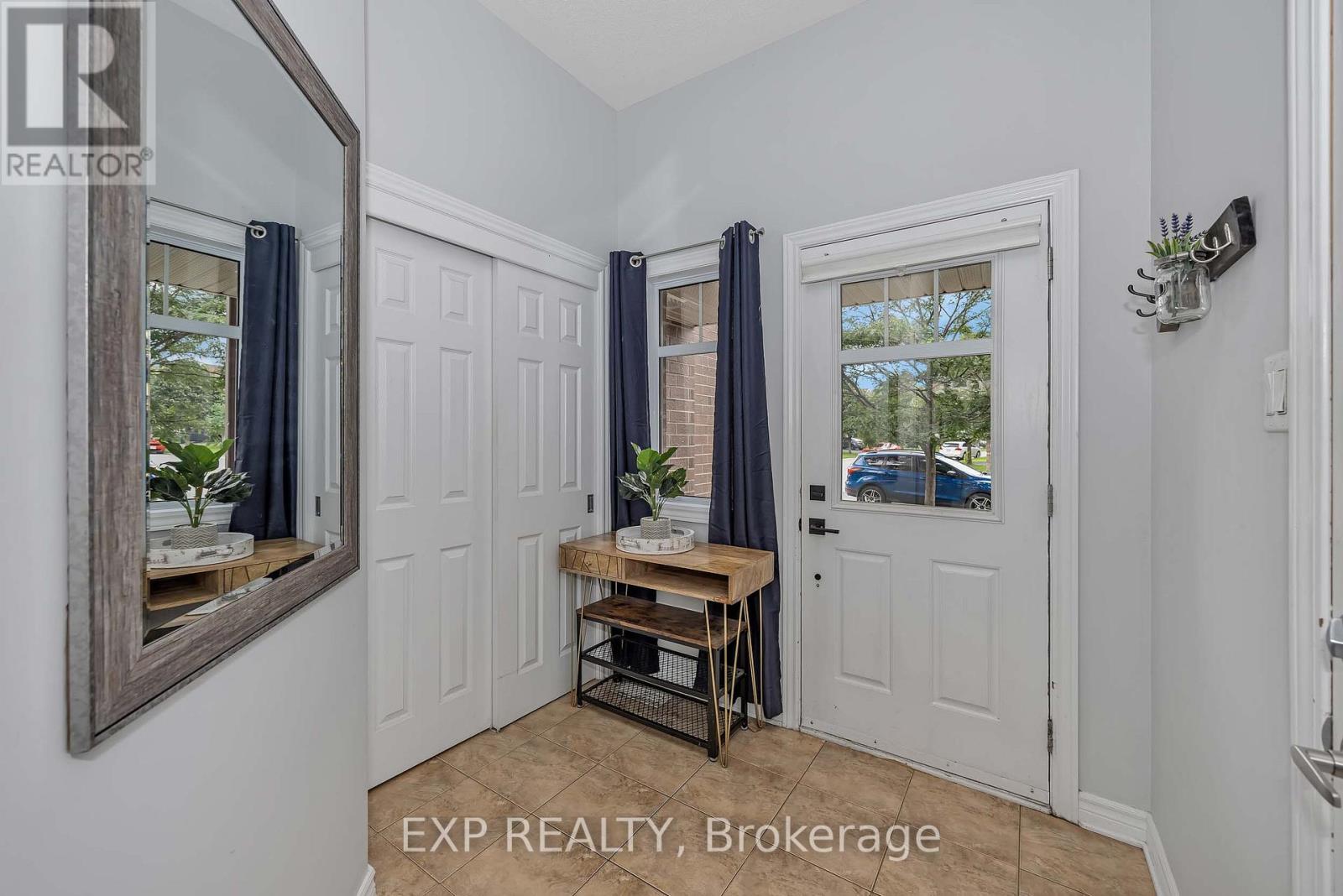 271 Garrity Crescent, Ottawa, Ontario  K2J 3T6 - Photo 6 - X13659782