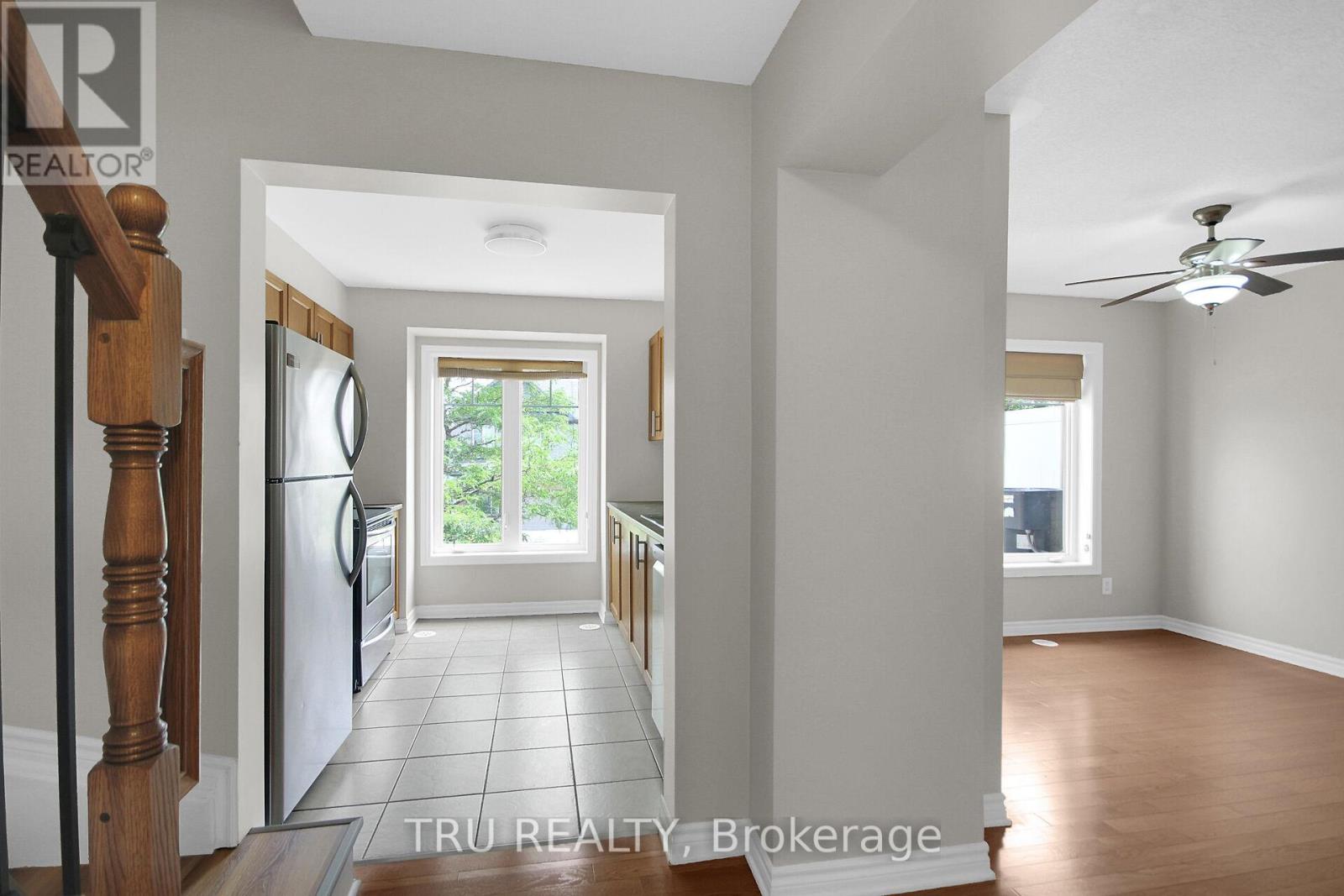2505 Waterlilly Way, Ottawa, Ontario  K2J 0K2 - Photo 4 - X13659786