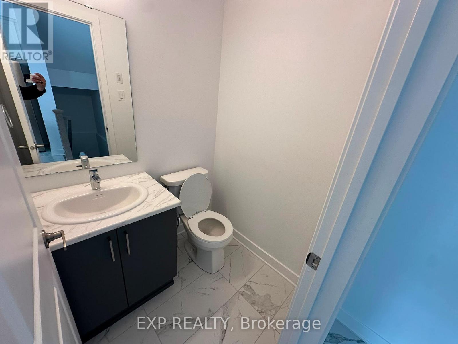J - 1055 Cedar Creek Drive, Ottawa, Ontario  K1X 0G3 - Photo 12 - X13659820