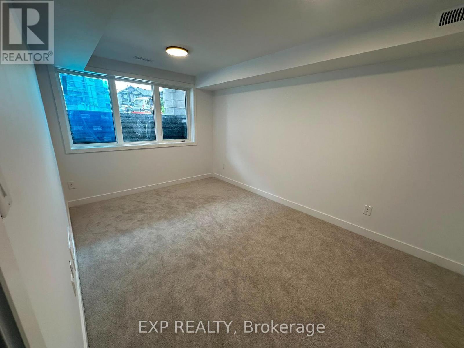 J - 1055 Cedar Creek Drive, Ottawa, Ontario  K1X 0G3 - Photo 16 - X13659820