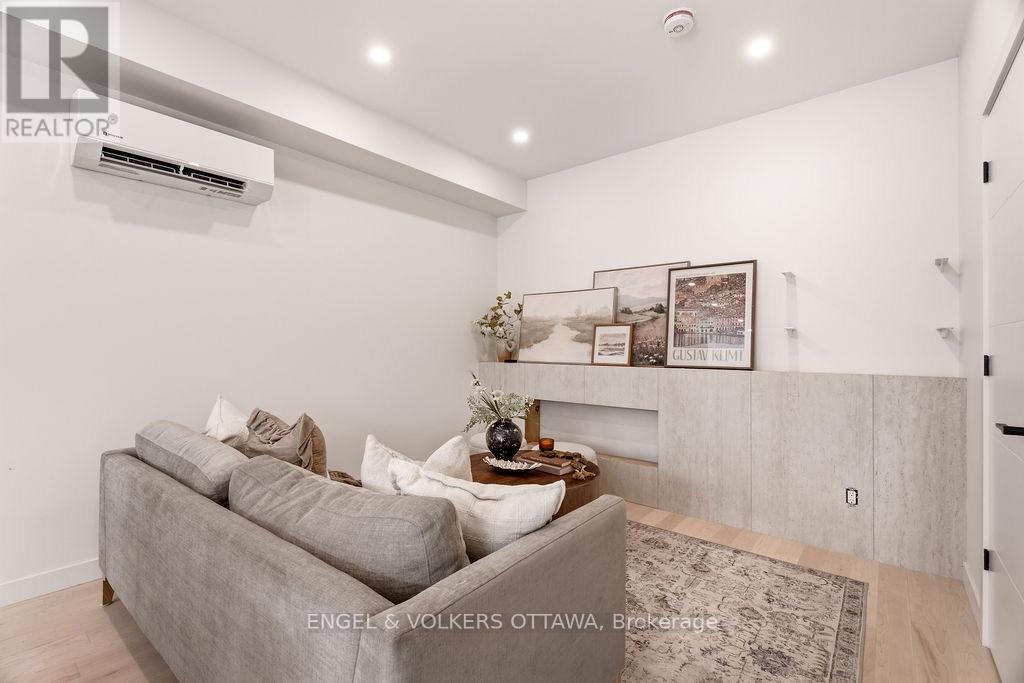 A - 47 Fairmont Avenue, Ottawa, Ontario  K1Y 1X4 - Photo 12 - X13659822