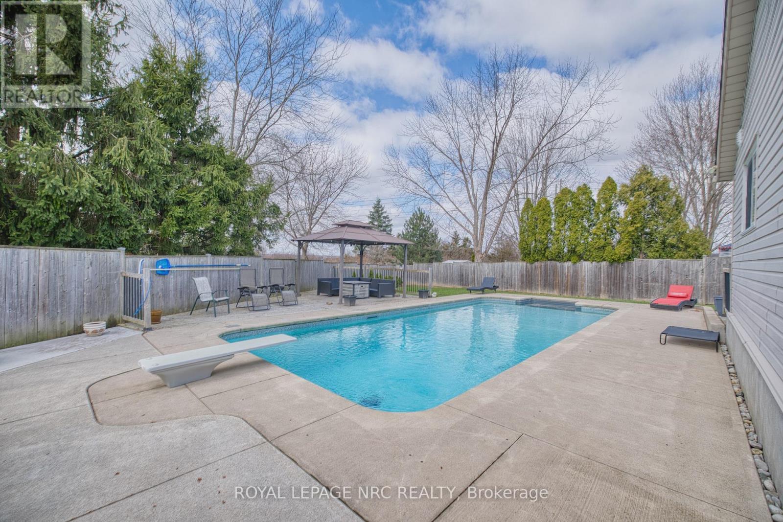 16 LEONARD DRIVE, st. catharines (rykert/vansickle), Ontario