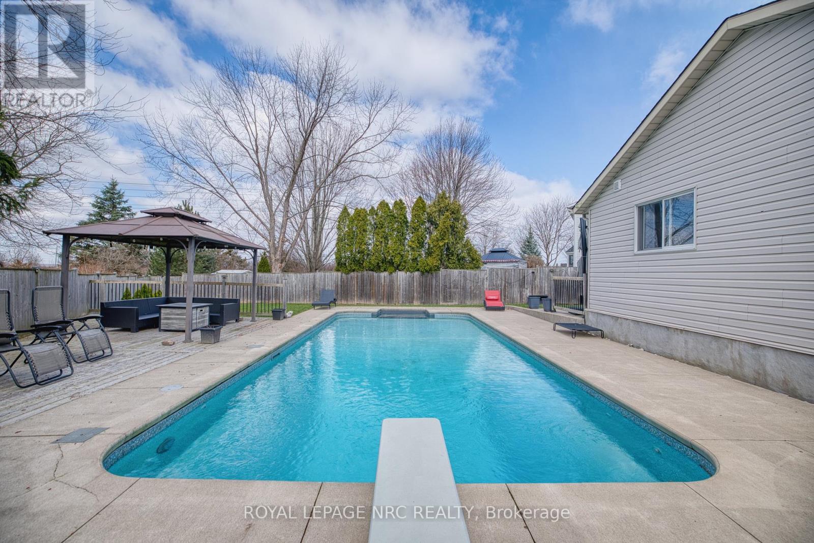 16 Leonard Drive, St. Catharines (Rykert/vansickle), Ontario  L2S 3V2 - Photo 24 - X13659768