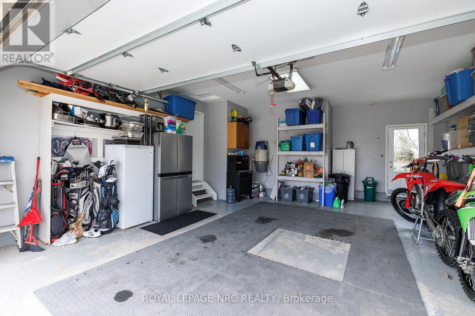 16 Leonard Drive, St. Catharines (Rykert/vansickle), Ontario  L2S 3V2 - Photo 34 - X13659768