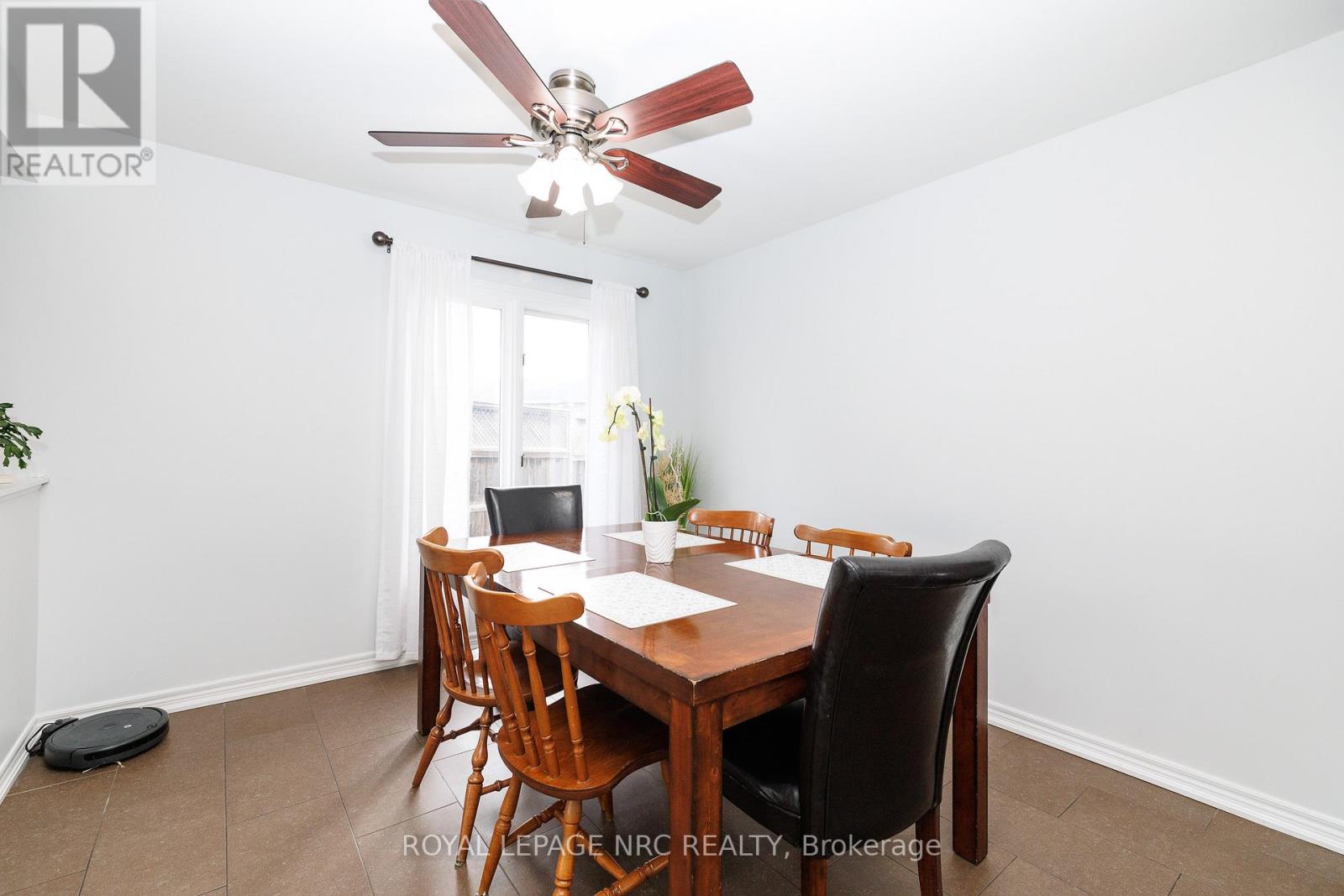16 Leonard Drive, St. Catharines (Rykert/vansickle), Ontario  L2S 3V2 - Photo 6 - X13659768