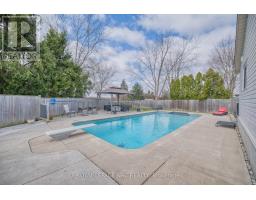 16 LEONARD DRIVE, St. Catharines, Ontario