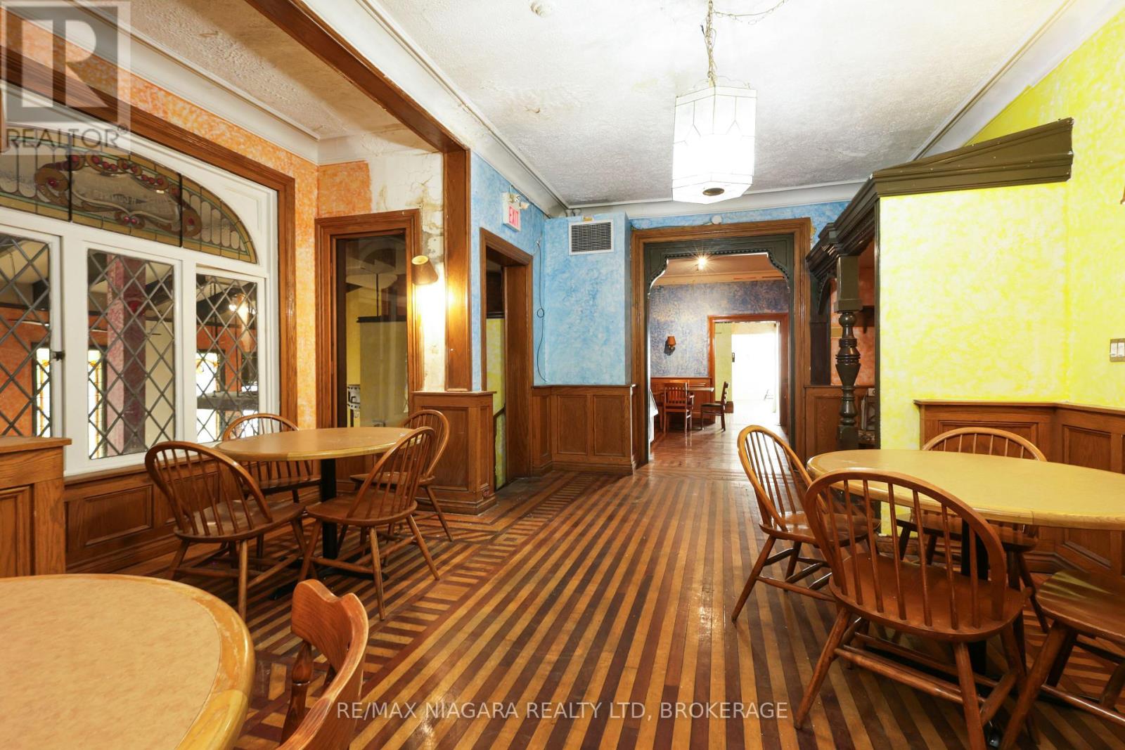 22 Academy Street, St. Catharines, Ontario  L2R 4Z6 - Photo 13 - X13659796