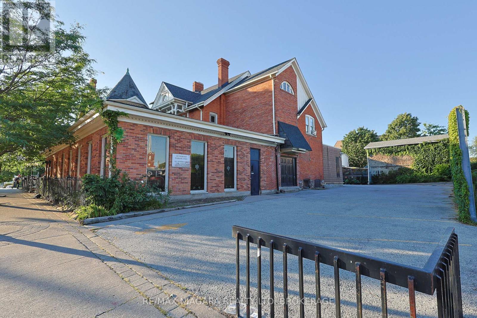22 Academy Street, St. Catharines, Ontario  L2R 4Z6 - Photo 32 - X13659796