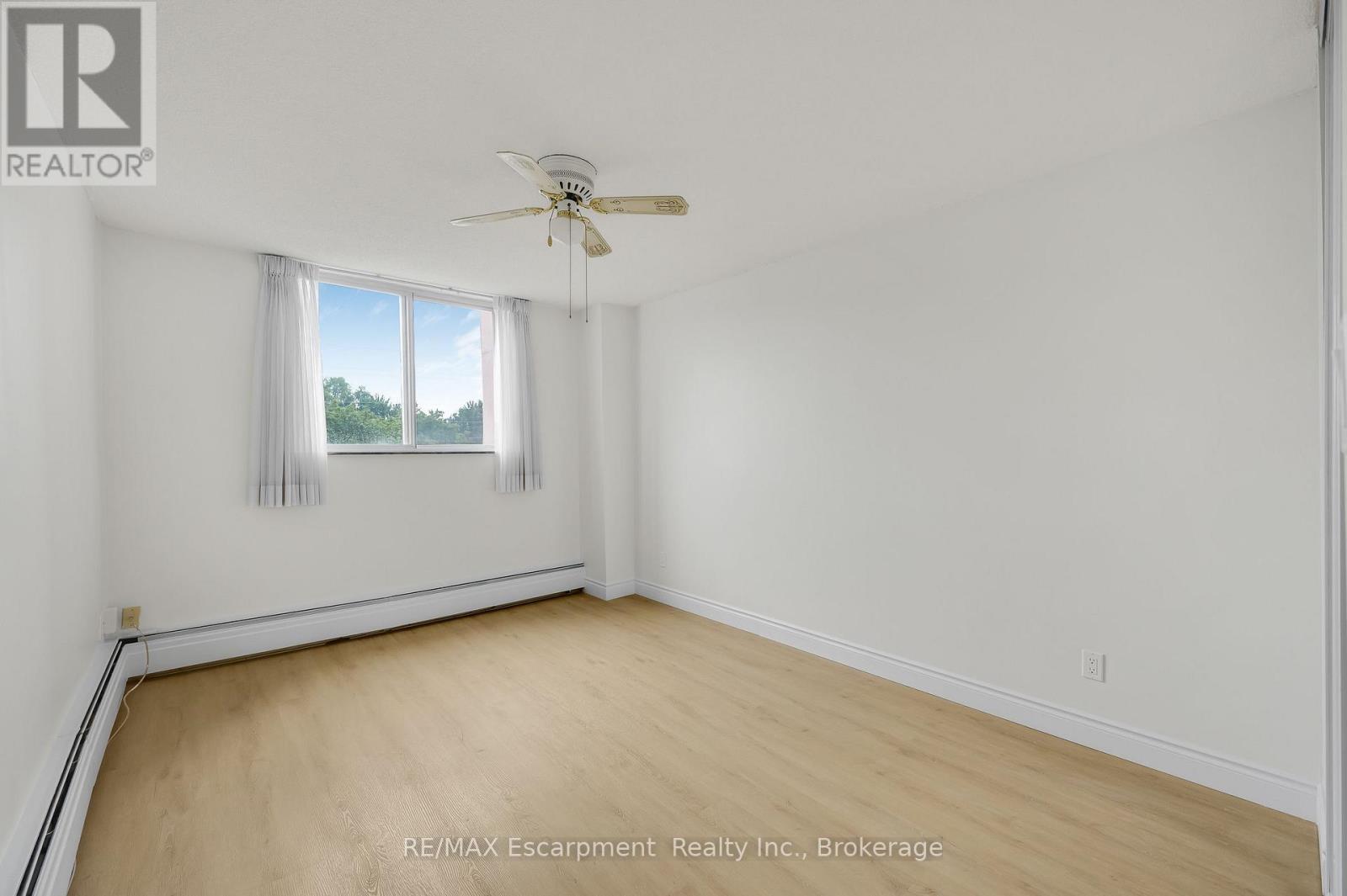 310 - 975 Warwick Court, Burlington, Ontario  L7T 3Z7 - Photo 19 - W13659892