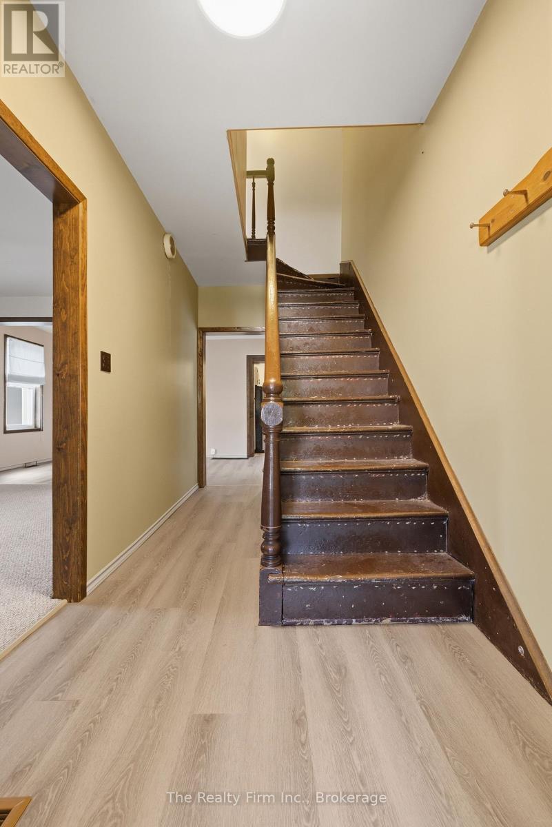 17 Douglas Street, Woodstock, Ontario  N4S 2Y1 - Photo 5 - X13659840