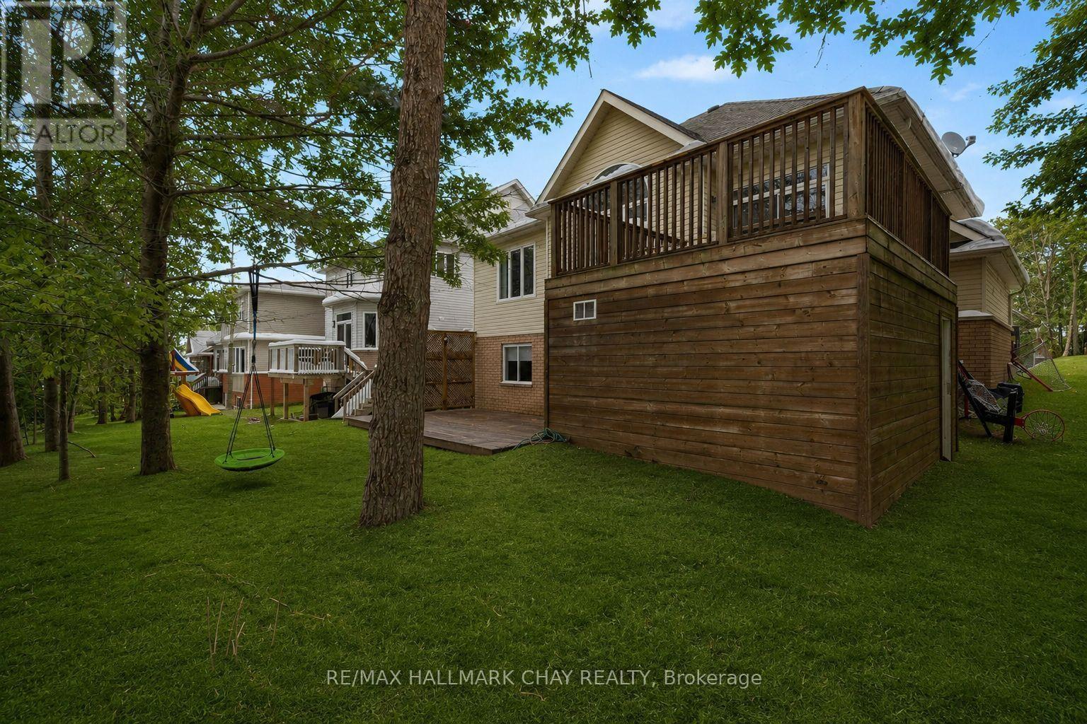 12 Oakmont Avenue, Oro-Medonte, Ontario  L0L 2L0 - Photo 26 - S13636814