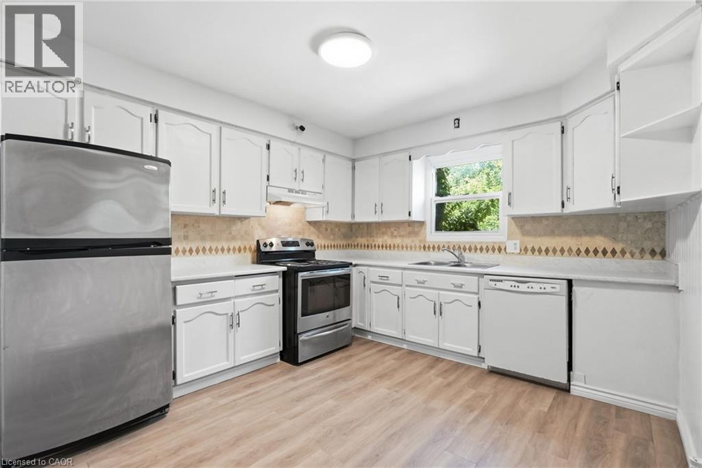 41 Barnesdale Avenue N, Hamilton, Ontario  L8L 6R7 - Photo 12 - 40854781