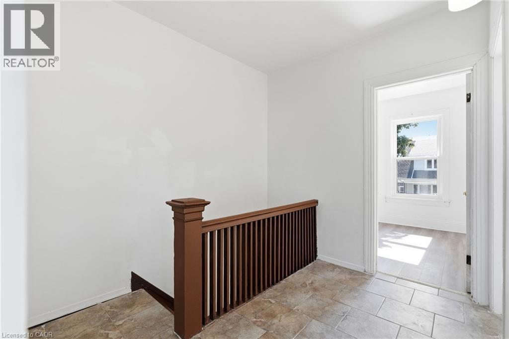 41 Barnesdale Avenue N, Hamilton, Ontario  L8L 6R7 - Photo 14 - 40854781