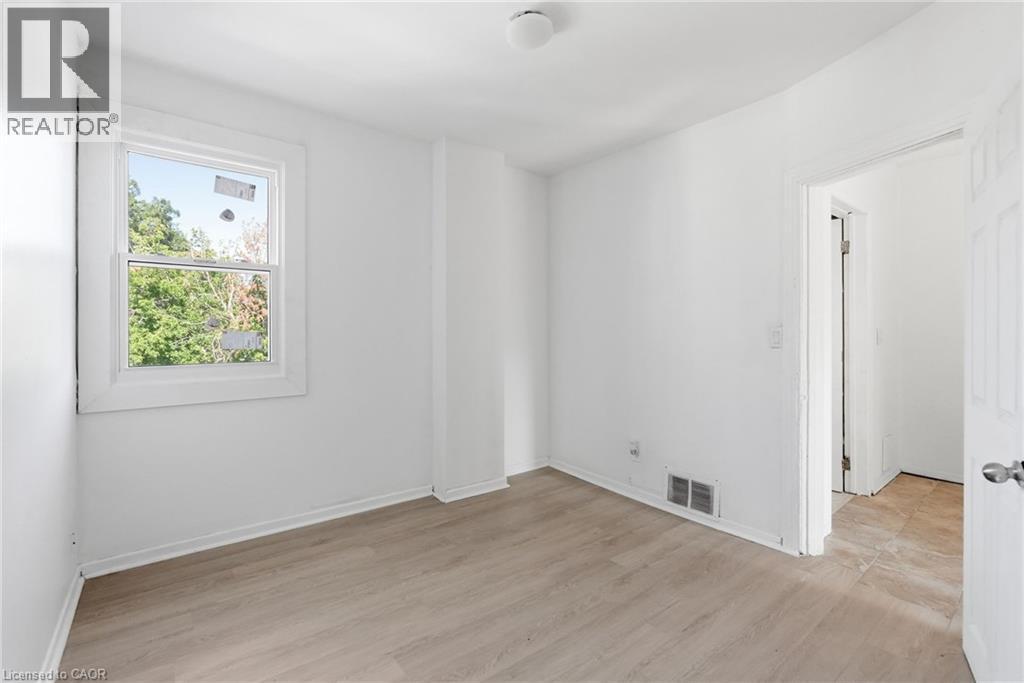41 Barnesdale Avenue N, Hamilton, Ontario  L8L 6R7 - Photo 15 - 40854781