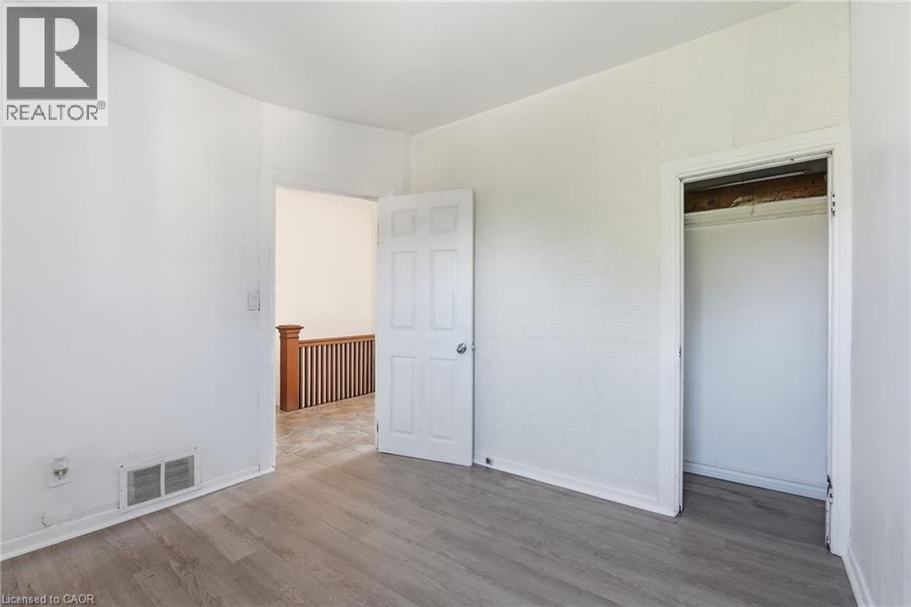 41 Barnesdale Avenue N, Hamilton, Ontario  L8L 6R7 - Photo 16 - 40854781