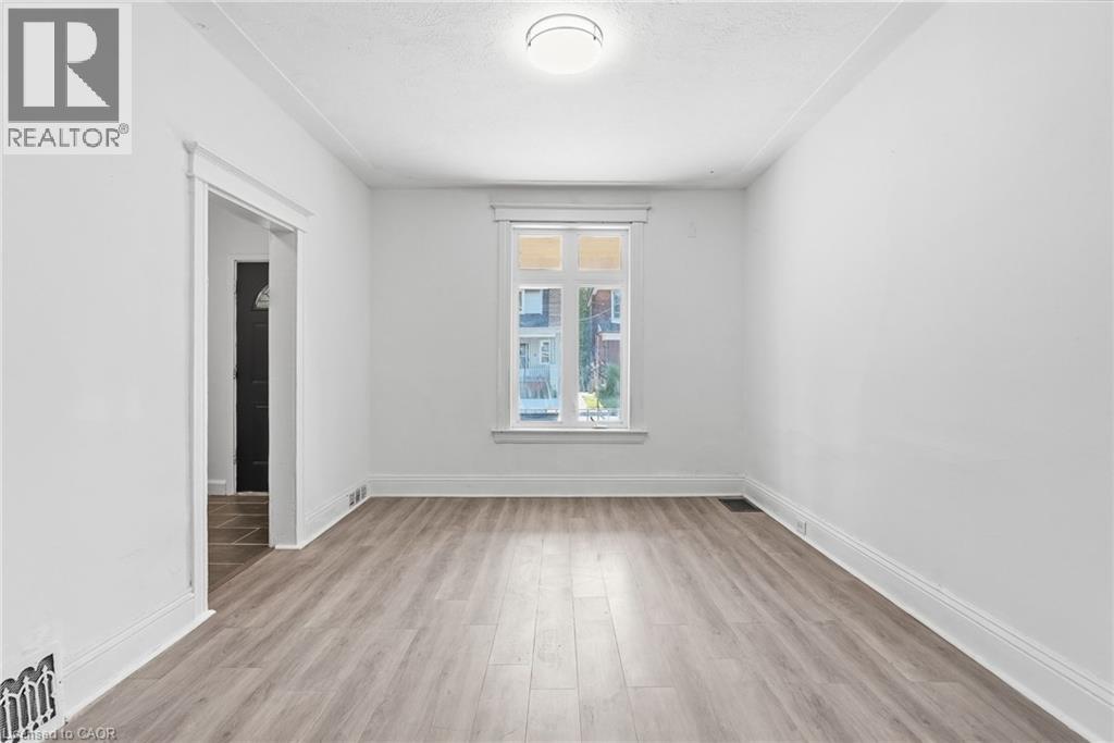 41 Barnesdale Avenue N, Hamilton, Ontario  L8L 6R7 - Photo 5 - 40854781