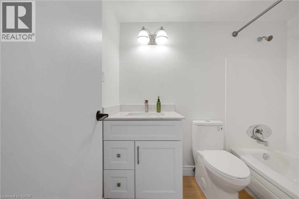 975 Warwick Court Unit# 310, Burlington, Ontario  L7T 3Z7 - Photo 21 - 40854047