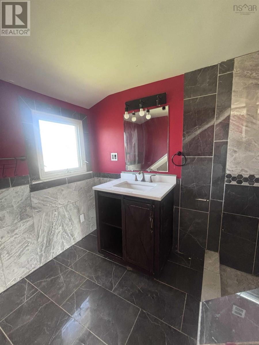 24 Catherine Street, Scotchtown, Nova Scotia  B1H 3B8 - Photo 9 - 202620187