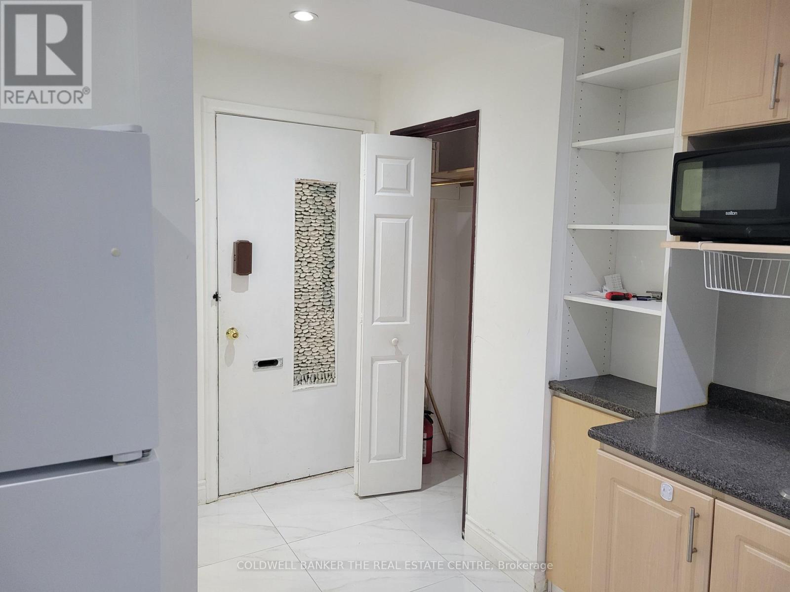 Unit B - 2646 Victoria Park Avenue, Toronto, Ontario  M2J 4A6 - Photo 2 - C13659794