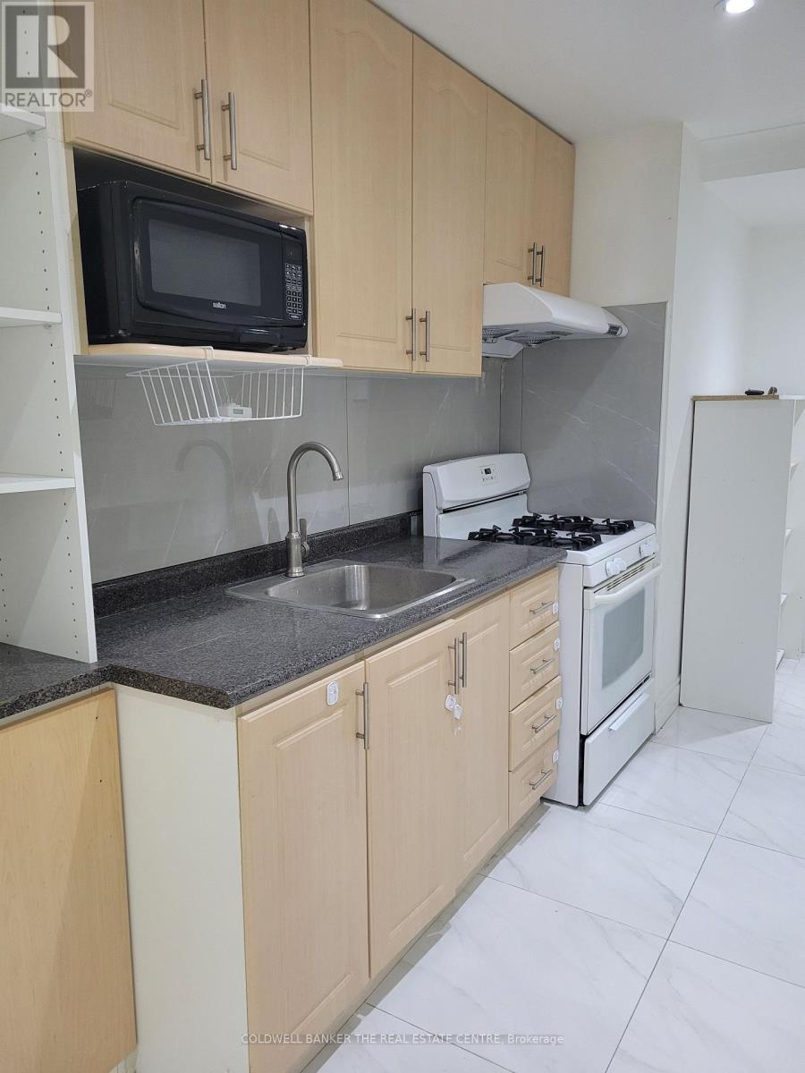Unit B - 2646 Victoria Park Avenue, Toronto, Ontario  M2J 4A6 - Photo 6 - C13659794