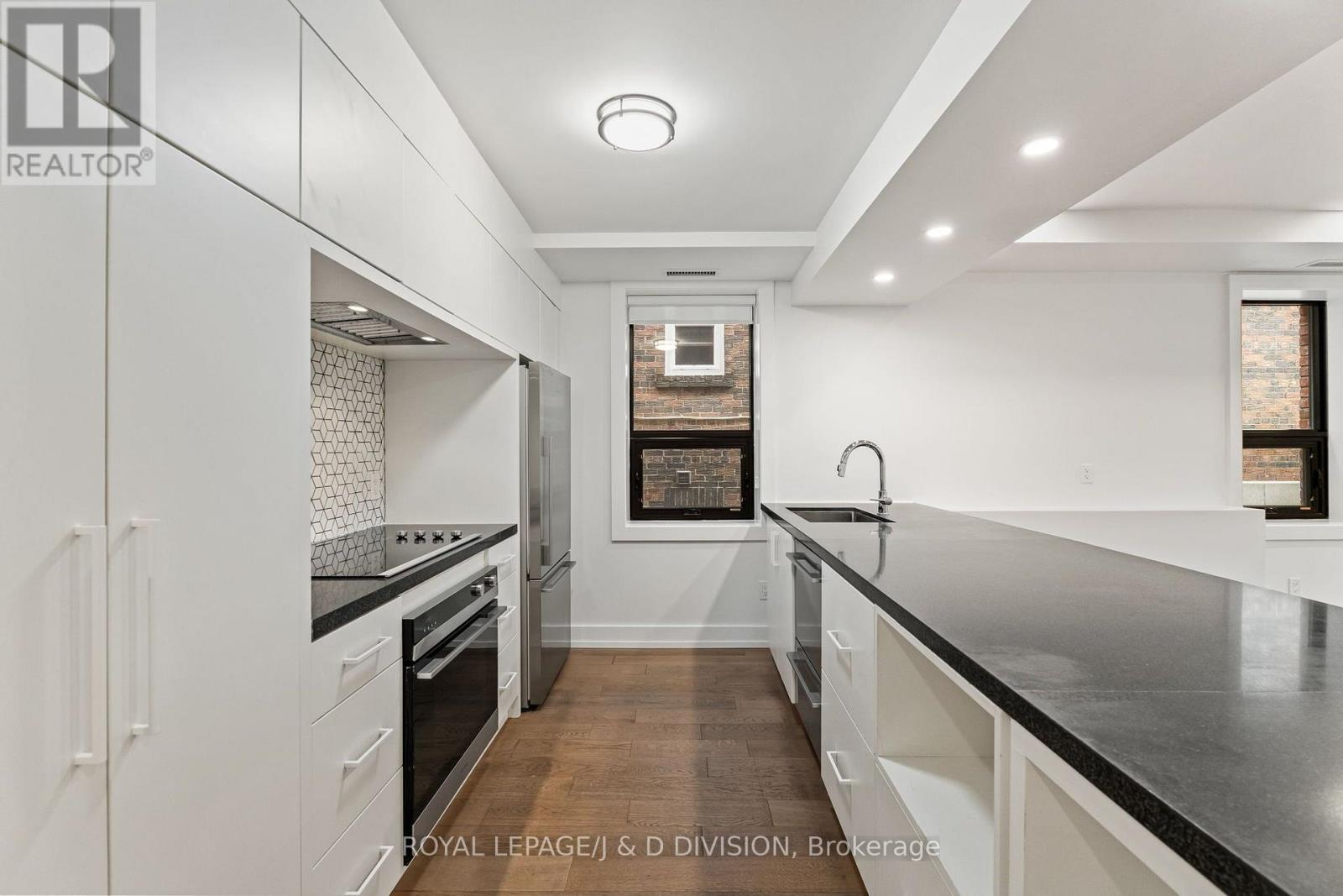 4 - 314 Lonsdale Road, Toronto, Ontario  M4V 1X4 - Photo 12 - C13659806
